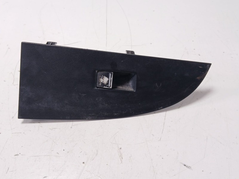 Recambio de mando elevalunas delantero derecho para seat leon (1p1) 1.6 tdi referencia OEM IAM   