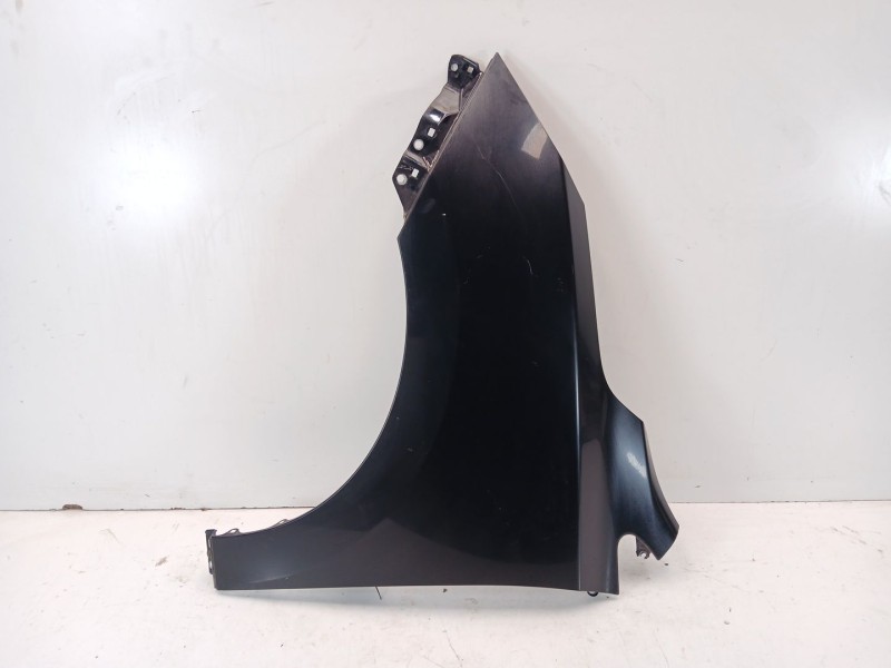 Recambio de aleta delantera izquierda para hyundai ix35 (lm, el, elh) 1.7 crdi referencia OEM IAM 663112S050  