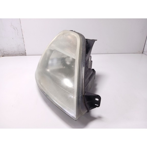 Recambio de faro derecho para ford fiesta (cbk) 1.4 16v cat referencia OEM IAM 2S6X13K046A  