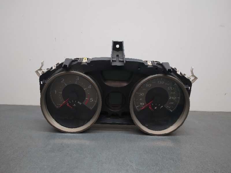 Recambio de cuadro instrumentos para renault megane ii coupe/cabrio luxe privilege referencia OEM IAM 8200408799  