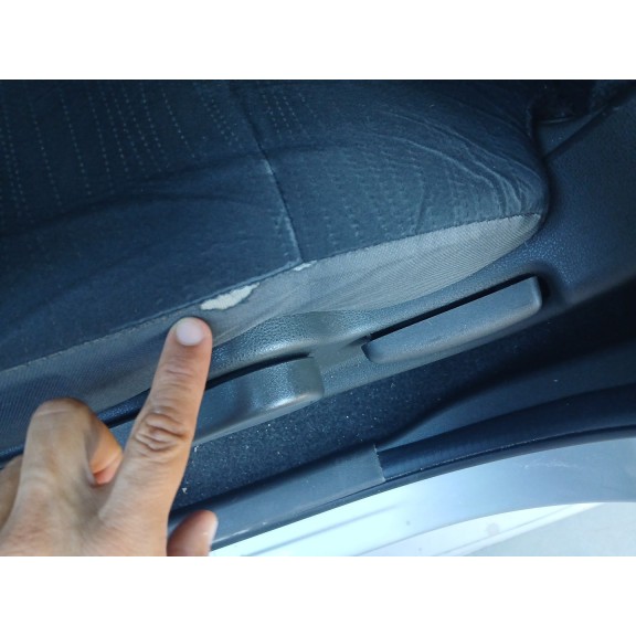 Recambio de asiento delantero izquierdo para nissan cube (z12) 1.6 16v referencia OEM IAM   