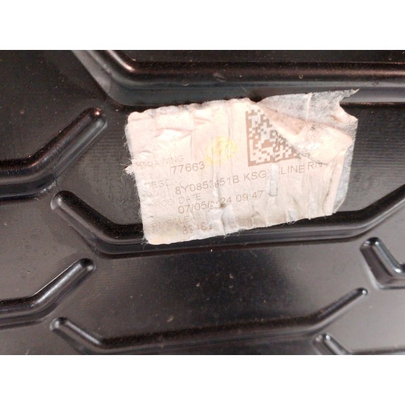 Recambio de paragolpes delantero para audi a3 (8v1, 8vk) 1.6 tdi referencia OEM IAM 8Y0807437B  