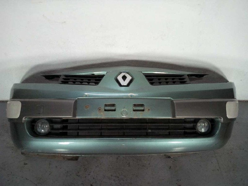 Recambio de paragolpes delantero para renault megane ii berlina 5p 1.9 dci diesel referencia OEM IAM   