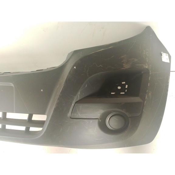 Recambio de paragolpes delantero para renault master kipper doka l3h1 3,5t referencia OEM IAM 620226264R  