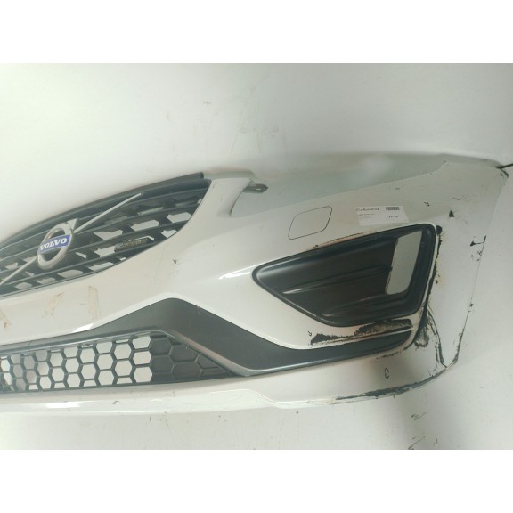 Recambio de paragolpes delantero para volvo xc60 ii (246) t8 hybrid awd referencia OEM IAM 31323760  