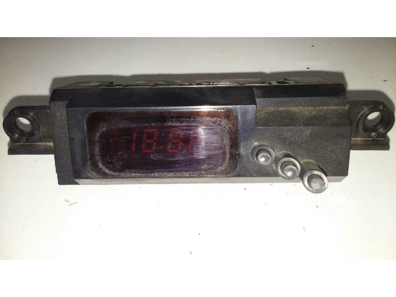 Recambio de display para hyundai accent (lc) gl 4p referencia OEM IAM 9452025000 FUNCIONA 