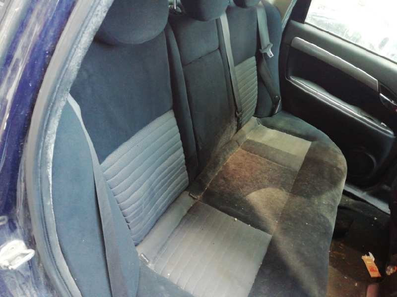 Recambio de asientos traseros para fiat croma (194) 1.8 16v cat referencia OEM IAM   