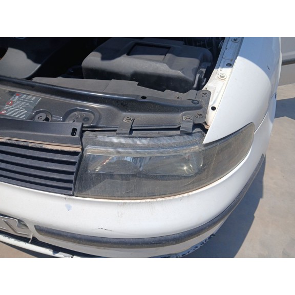 Recambio de faro izquierdo para seat leon (1m1) 1.9 tdi referencia OEM IAM   