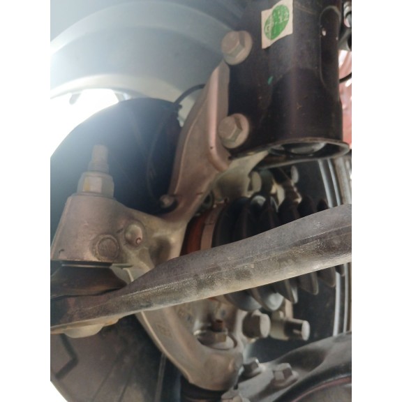 Recambio de mangueta delantera izquierda para mg mg 3 1.5 hybrid referencia OEM IAM   