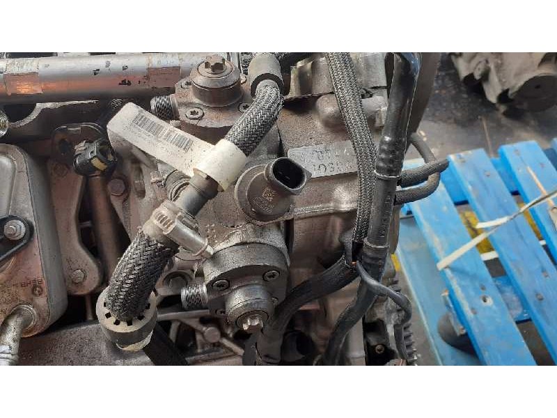 Recambio de bomba inyeccion para bmw serie 5 touring (f11) 3.0 turbodiesel referencia OEM IAM   
