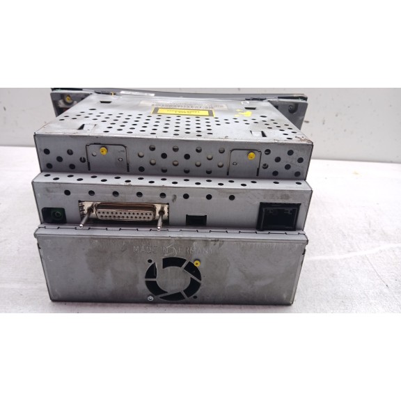 Recambio de sistema audio / radio cd para mercedes-benz clase e (w211) e 320 cdi (211.026) referencia OEM IAM A211827684200 A211