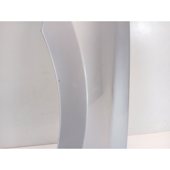 Recambio de aleta delantera izquierda para renault laguna iii dynamique referencia OEM IAM 631010032R  