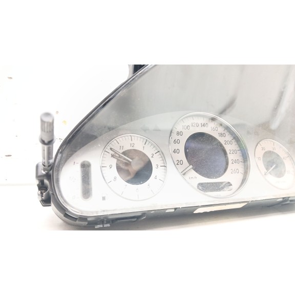 Recambio de cuadro instrumentos para mercedes-benz clase e (w211) e 320 cdi (211.026) referencia OEM IAM A2115405711 11008025001