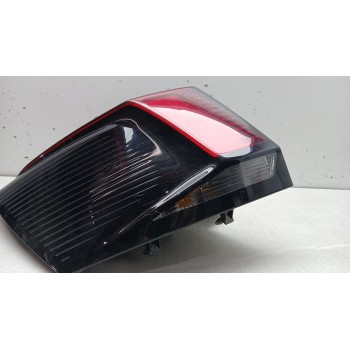 PILOTO TRASERO IZQUIERDO 9810477180 P8481550101 