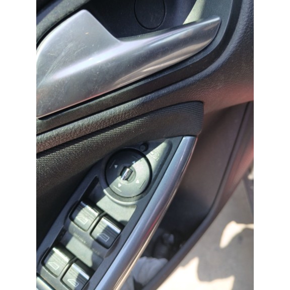 Recambio de retrovisor izquierdo para ford focus iii 1.6 tdci referencia OEM IAM   
