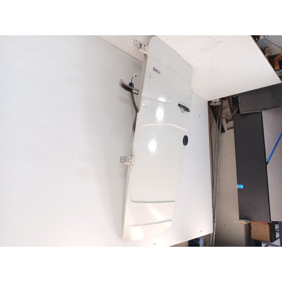 Recambio de puerta trasera derecha para volkswagen crafter 30-50 furgoneta (2e_) 2.5 tdi referencia OEM IAM   