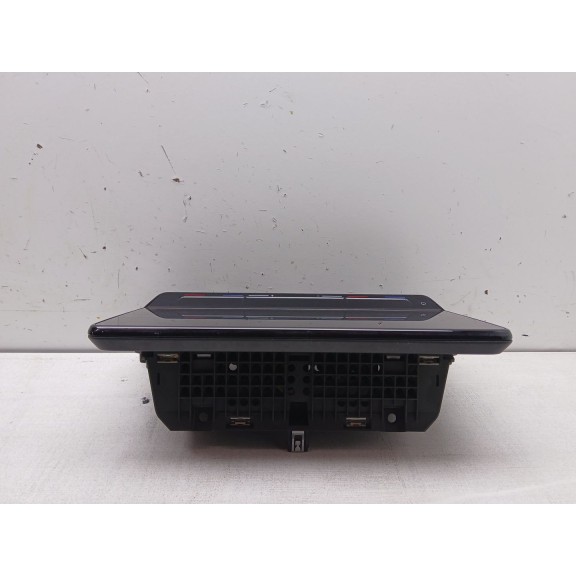 Recambio de pantalla multifuncion para seat leon (kl1, klg) 2.0 tdi referencia OEM IAM 5FA99605 5fA9I19605 A2c16877805