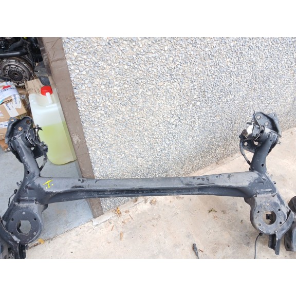 Recambio de puente trasero para fiat 500 l (330) basic referencia OEM IAM  FRENO DISCO ABS 