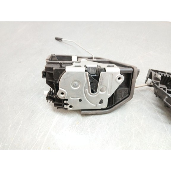 Recambio de cerradura puerta trasera derecha para bmw 3 touring (f31) 320 d referencia OEM IAM A053702  