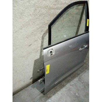 Recambio de puerta delantera izquierda para ssangyong rodius 2.7 turbodiesel cat referencia OEM IAM   