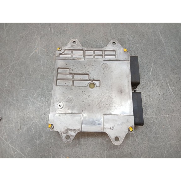 Recambio de centralita motor uce para mitsubishi colt berlina 5 (z30a) 1.3 cat referencia OEM IAM A1351501979 1860A301 