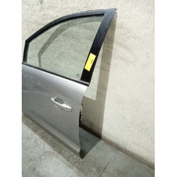 Recambio de puerta delantera izquierda para ssangyong rodius 2.7 turbodiesel cat referencia OEM IAM   