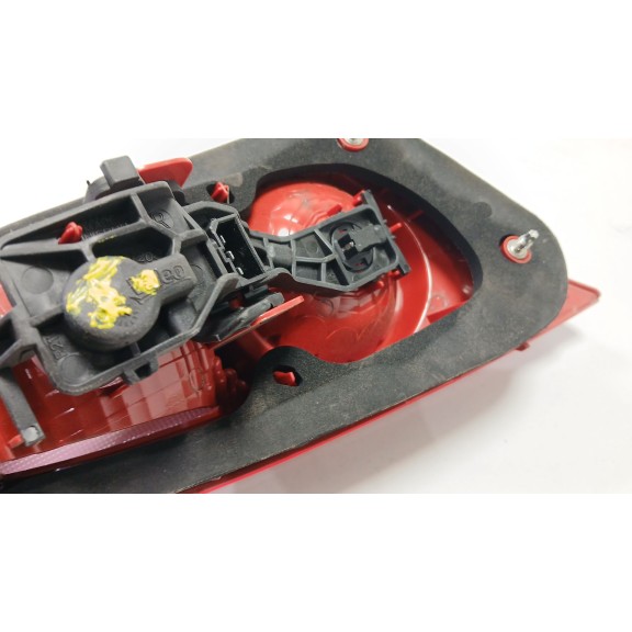 Recambio de piloto trasero derecho interior para seat leon (1p1) 1.6 tdi referencia OEM IAM 89320301 VALEO 