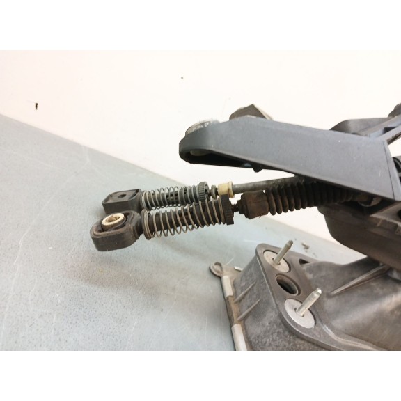 Recambio de varillaje cambio para volkswagen golf vi (5k1) rabbit bluemotion referencia OEM IAM 1K0711049CH  