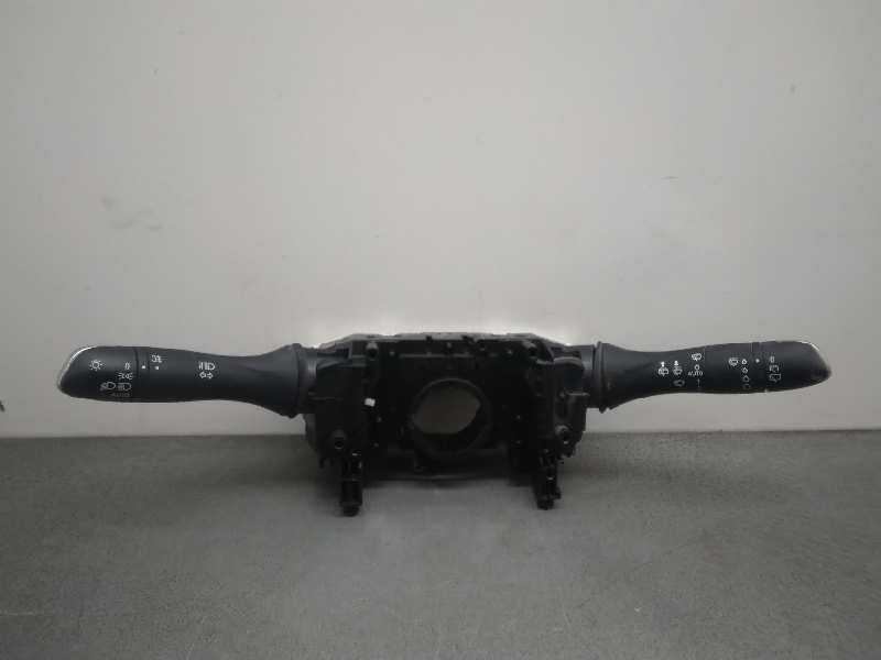 Recambio de mando multifuncion para renault megane iv berlina 5p 1.3 tce referencia OEM IAM 255674919R  