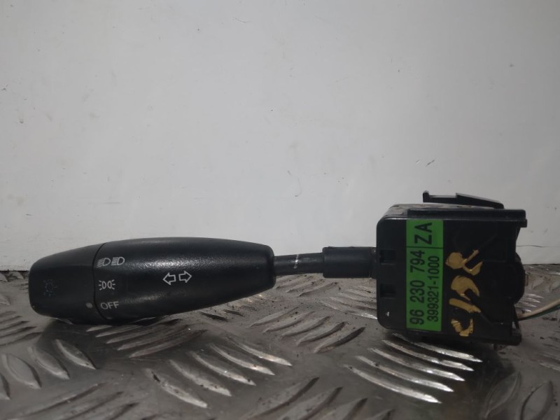 Recambio de mando intermitentes para daewoo lanos referencia OEM IAM 96230794ZA 3993211000 