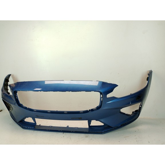 Recambio de paragolpes delantero para volvo v60 ii (225) d4 polestar awd referencia OEM IAM 31690530  