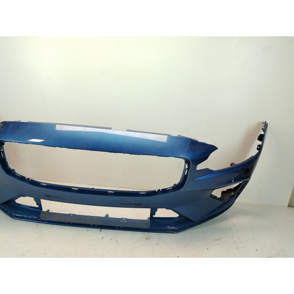 Recambio de paragolpes delantero para volvo v60 ii (225) d4 polestar awd referencia OEM IAM 31690530  
