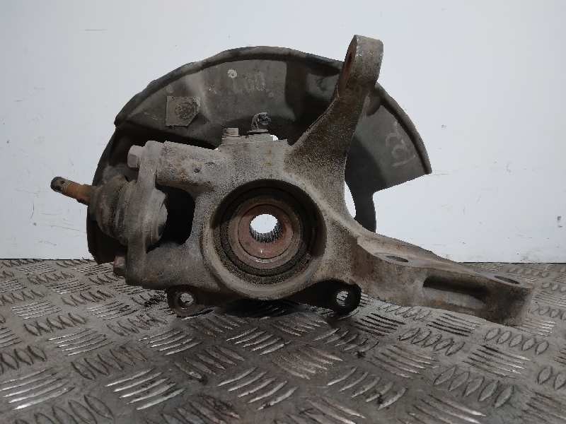 Recambio de mangueta delantera izquierda para hyundai tucson (jm) 2.0 cat referencia OEM IAM   