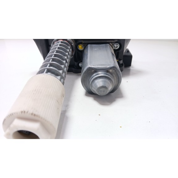 Recambio de freno de mano electrico para citroën c4 picasso sx referencia OEM IAM A2C53092224 0204280095 9683024880