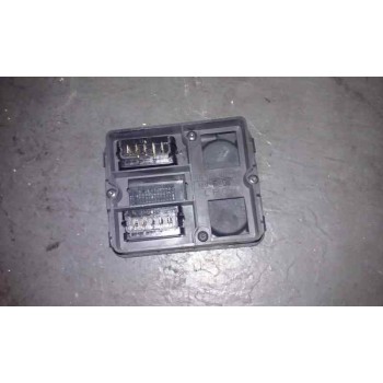 Recambio de mando elevalunas delantero izquierdo para peugeot 306 berlina 3/4/5 puertas (s2) boulebard referencia OEM IAM   
