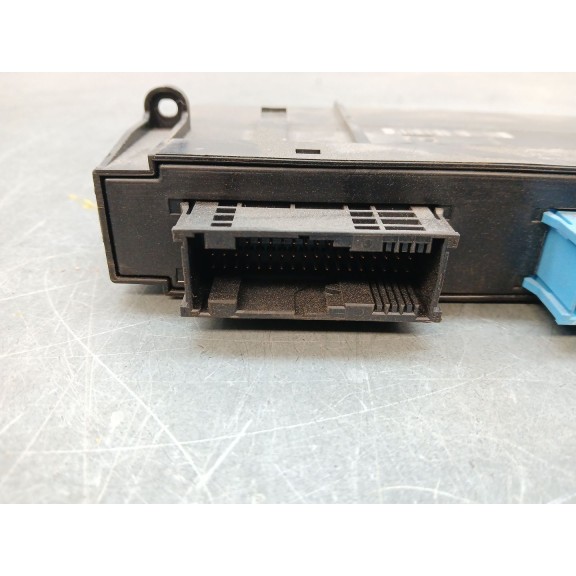 Recambio de modulo electronico para bmw serie 3 berlina (e90) 320d referencia OEM IAM S61351698330201  