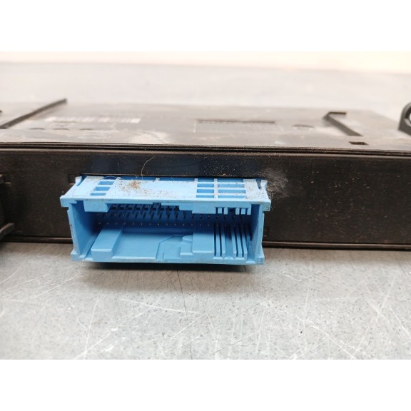 Recambio de modulo electronico para bmw serie 3 berlina (e90) 320d referencia OEM IAM S61351698330201  