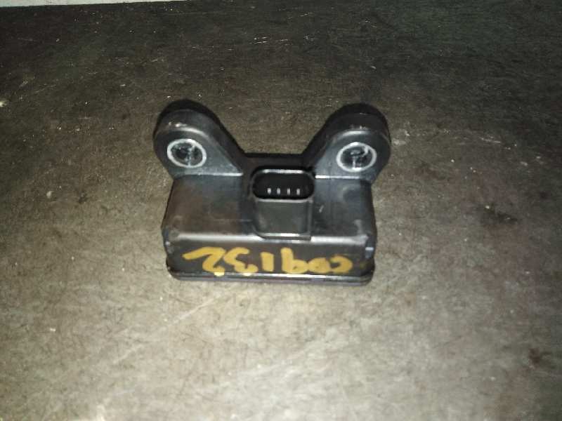 Recambio de modulo electronico para renault megane iii berlina 5 p bose edition referencia OEM IAM 479305259R  