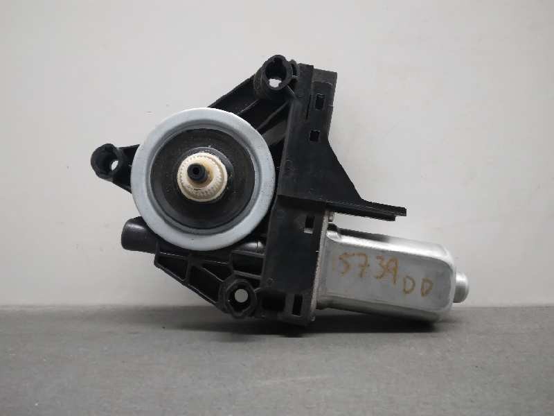 Recambio de motor elevalunas delantero derecho para volvo v40 kinetic referencia OEM IAM 966269103 6 PINES 