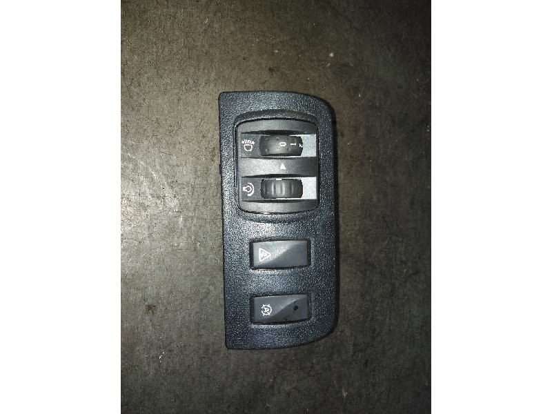 Recambio de interruptor para renault megane iii berlina 5 p bose edition referencia OEM IAM   
