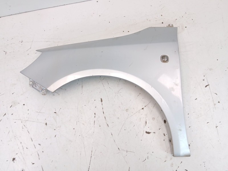 Recambio de aleta delantera izquierda para skoda roomster (5j7) 1.4 tdi referencia OEM IAM 5J0821021A  