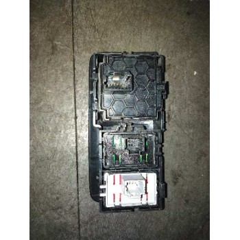 Recambio de interruptor para renault megane iii berlina 5 p bose edition referencia OEM IAM   
