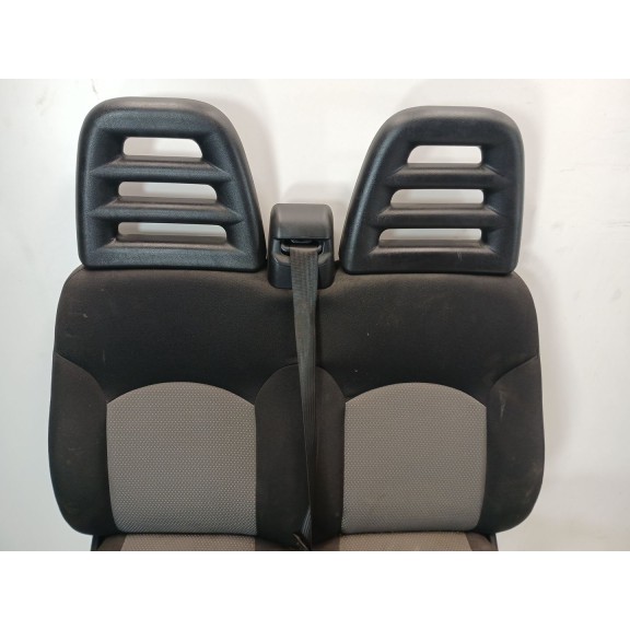Recambio de asiento delantero derecho para iveco daily pr cabina doble 29 l... batalla 3450 referencia OEM IAM  DOBLE 