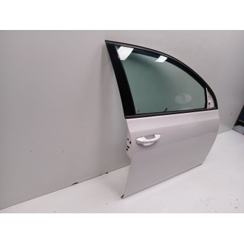 Recambio de puerta delantera derecha para volkswagen golf vi (5k1) 1.6 tdi referencia OEM IAM 1K5831106F  