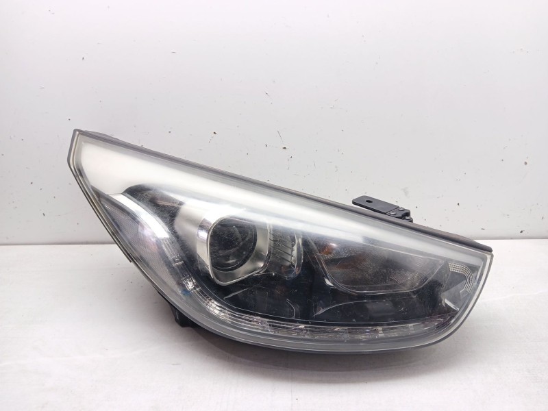 Recambio de faro derecho para hyundai ix35 (lm, el, elh) 1.7 crdi referencia OEM IAM 921022sxxx 921022yxxx 