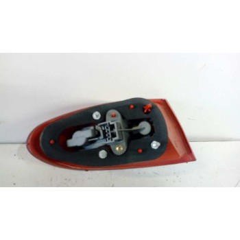 Recambio de piloto trasero derecho para alfa romeo 147 (190) 1.9 jtd 16v distinctive referencia OEM IAM 46556347  03323010