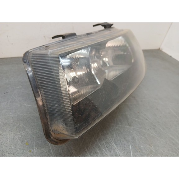 Recambio de faro izquierdo para seat leon (1m1) 1.9 tdi referencia OEM IAM 04HCRPL02A011  