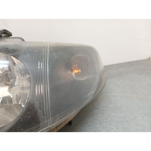 Recambio de faro izquierdo para seat leon (1m1) 1.9 tdi referencia OEM IAM 04HCRPL02A011  