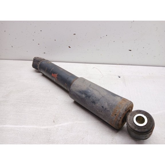 Recambio de amortiguador delantero izquierdo para iveco daily pr cabina doble 29 l... batalla 3450 referencia OEM IAM gl13034  