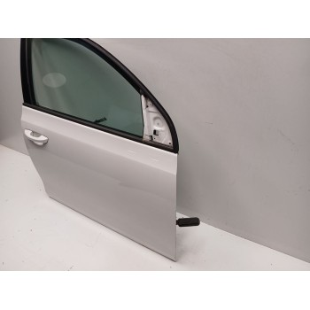 Recambio de puerta delantera derecha para volkswagen golf vi (5k1) 1.6 tdi referencia OEM IAM 1K5831106F  